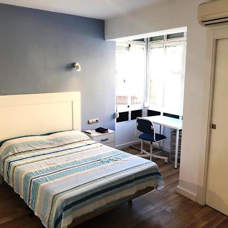 Malaga Centro - La Trinidad Apartment Ngoại thất bức ảnh