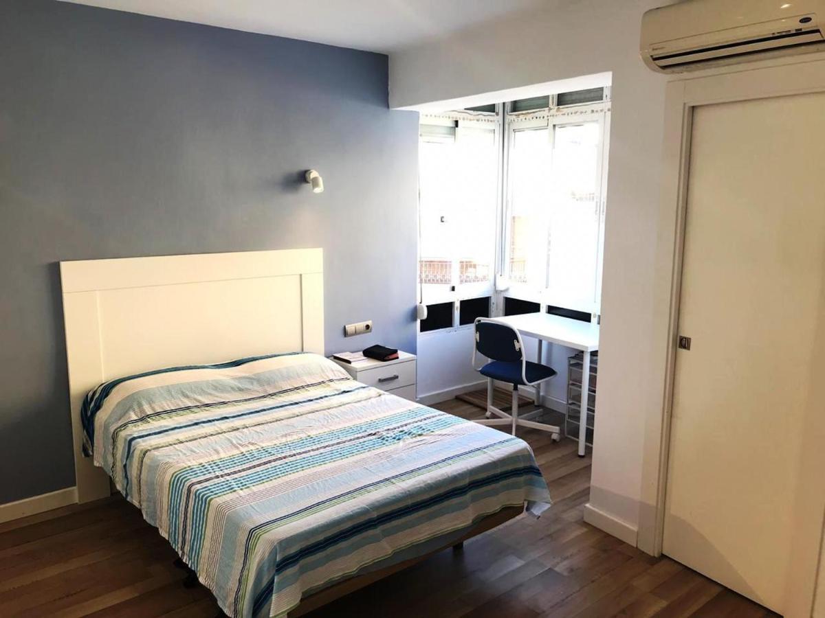 Malaga Centro - La Trinidad Apartment Ngoại thất bức ảnh