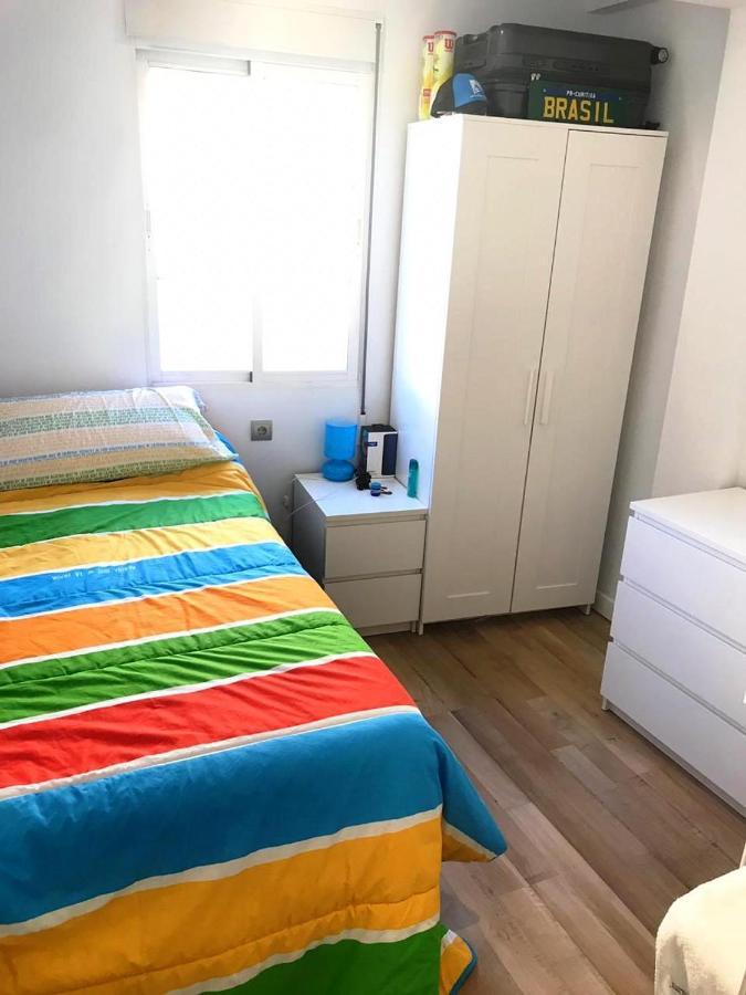 Malaga Centro - La Trinidad Apartment Ngoại thất bức ảnh