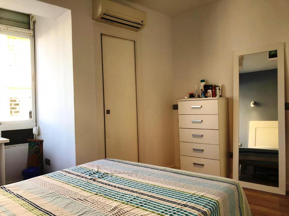 Malaga Centro - La Trinidad Apartment Ngoại thất bức ảnh