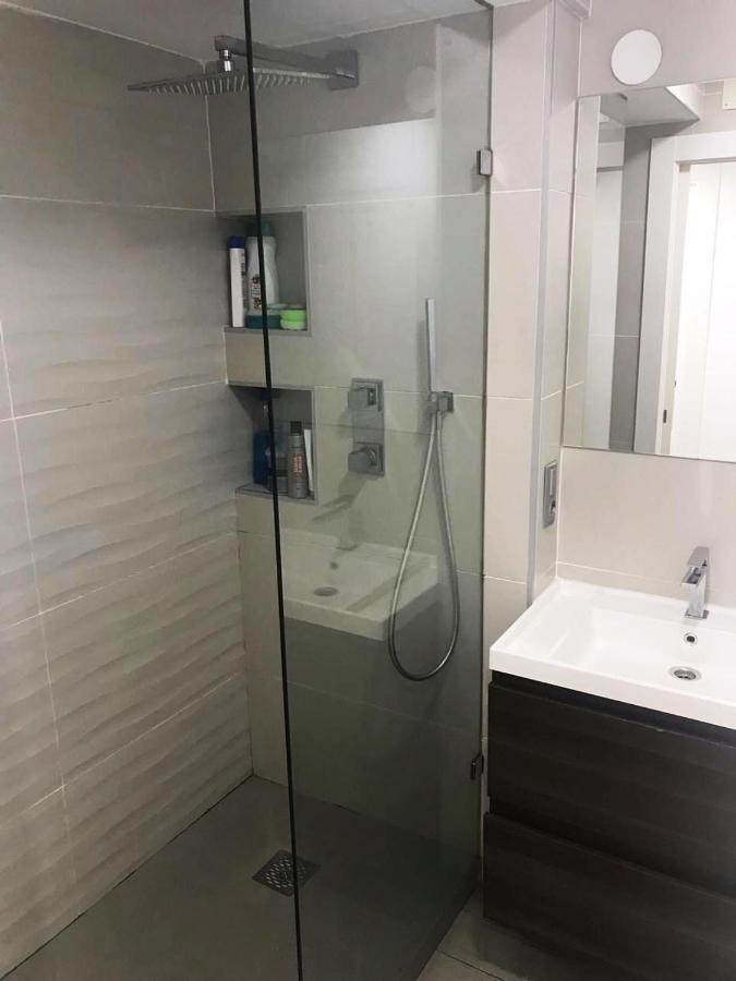Malaga Centro - La Trinidad Apartment Ngoại thất bức ảnh